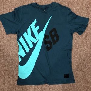 BUNDLE: Nike SB X The Hundreds